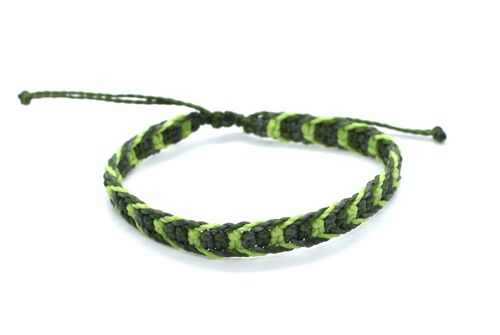 Green chevron bracelet - unisex handmade macrame bracelet
