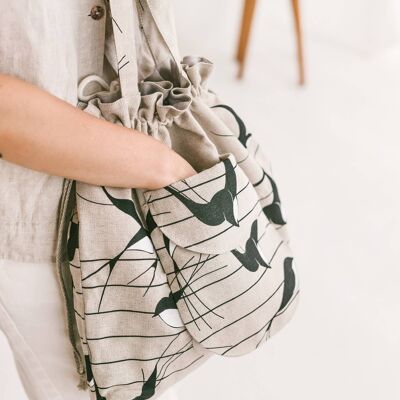 Linen Drawstring Bucket Bag with SWALLOWS