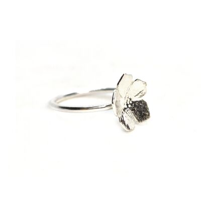 Anillo apilable de flor de ranúnculo de plata - pequeño