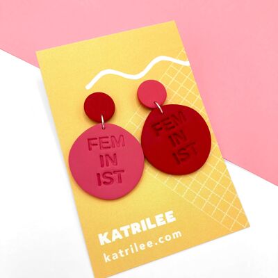 Boucles d'oreilles pendantes féministes en pâte polymère - Rouge/Rose