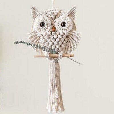 Macramé wall decoration Owl