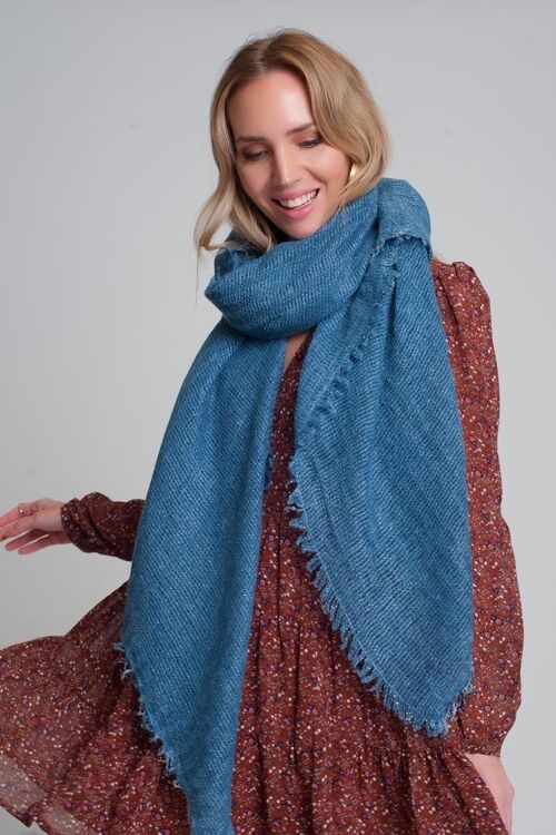 Lightweight knitted scarf in blue