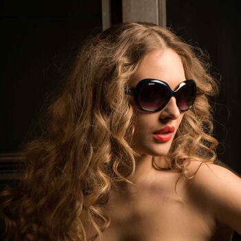Mentirosa MSG013-06 lunettes de soleil arrondies classiques pour femmes 2