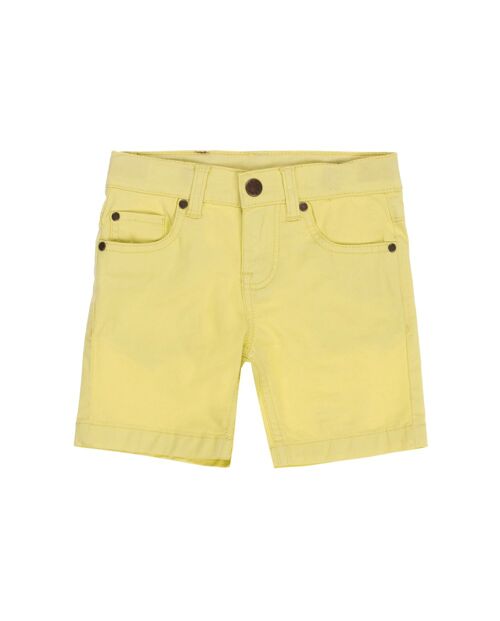 Bermuda de niño de twill elástico en color amarillo cinco bolsillos.