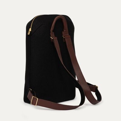 CAPSULE outdoor backpack in black felt & burgundy leather