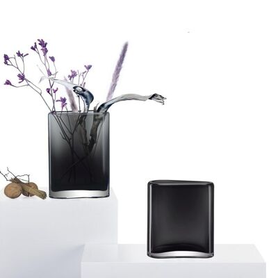 vaso per fiori in vetro dal design moderno squircle asimmetrico , BADEN 30 GR