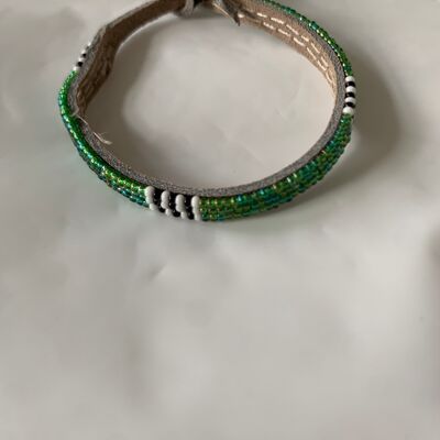 *neu* Armband magic green with white/black