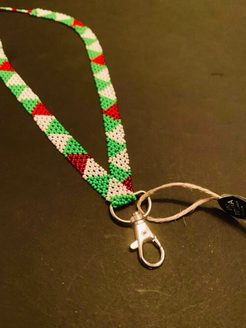 Schlüsselband aus Perlen - white/light green/red