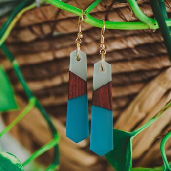 Geneviève | Boucles d’oreilles en bois et résine fabriquées à la main | Boucles d'oreilles 3