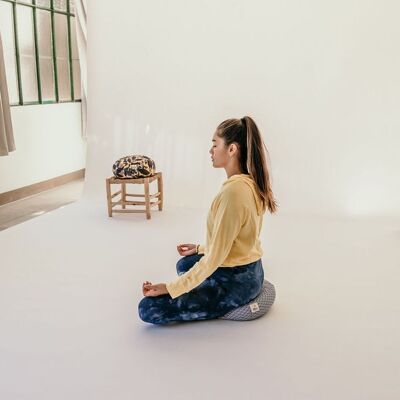 Half moon - Kyoto meditation cushion