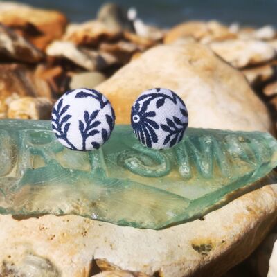'Beach Flower' earrings