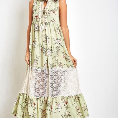 Langes grünes Kleid mit Blumendruck mit Pompons und Spitze