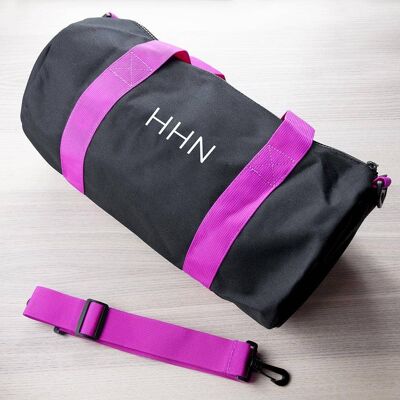 Monogrammed Barrel Gym Bag in Black & Fuchsia (PER3258-SAN) (TreatRepublic621)