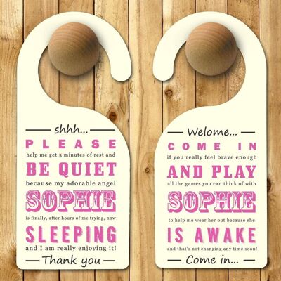 Personalised Baby Door Hanger in Pink (PER200-PIN) (TreatRepublic947)