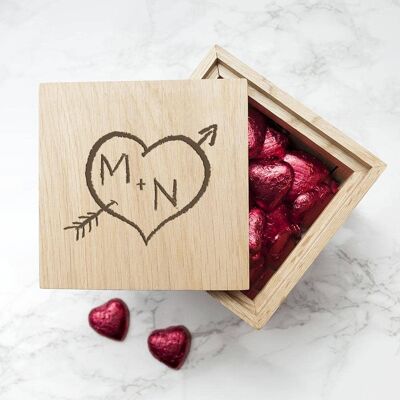 Personalised Carved Heart Oak Photo Cube (PER2584-FIL) (TreatRepublic1141)