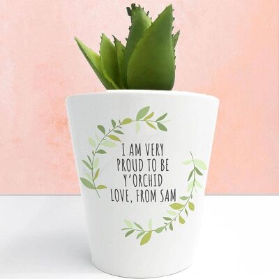 Personalised Love Mum Mini Plant Pot (PER3352-001) (TreatRepublic2056)
