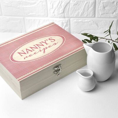 Personalised Retro Chevron Recipe Box (PER2668-PNK) (TreatRepublic2441)