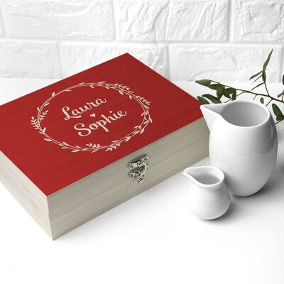 Personalised Romantic Wreath Tea Box (PER3098-001) (TreatRepublic2470)