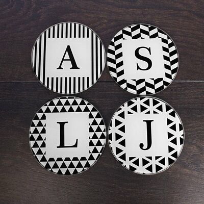 Set of Four Glass Coasters - Black & White Design (PER2065-ROU) (TreatRepublic3073)