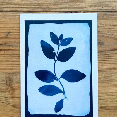 Tarjeta de felicitación azul botánica de madreselva negativa