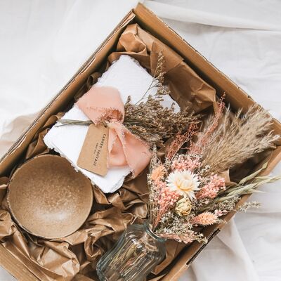 Confezione regalo artigianale "Scatola sentimento estivo" - Ciotola, vaso di fiori e carta artigianale