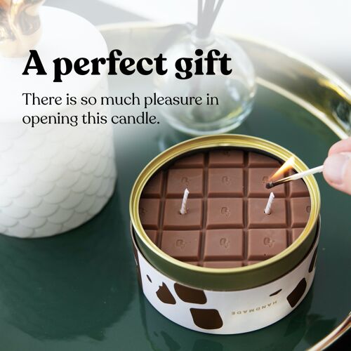 Chocolate scented candle - 300g. | Sealed in a can | Two wicks | 100% Vegetable wax | Handmade | Large novelty candle