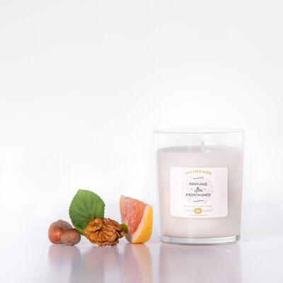 Vulnerire scented candle