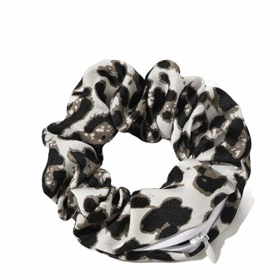 Sally - zip secret pocket scrunchie - Leopard Print satin