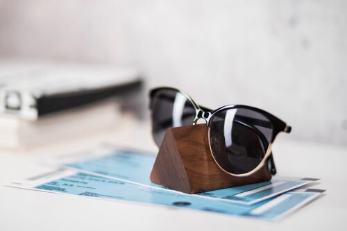 Design Brillenhalter - Nuss | Holz