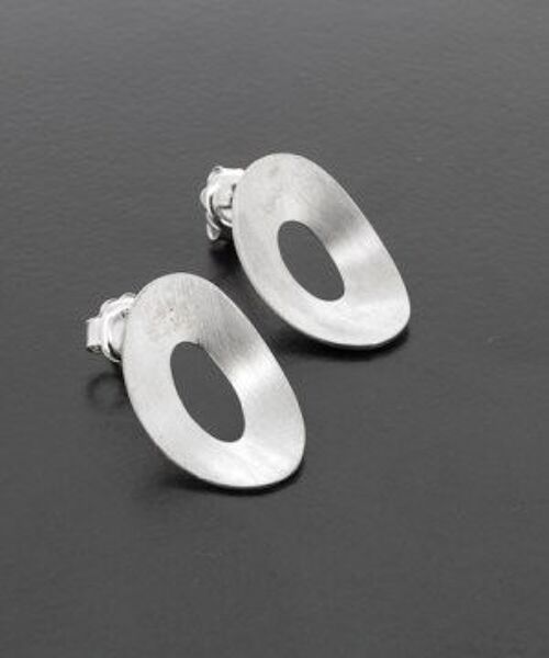 Silver floating oval stud Earrings