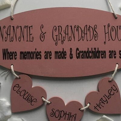 Nanny and Grandad's House' Plaque with Hanging Hearts - 4 Extra Hearts