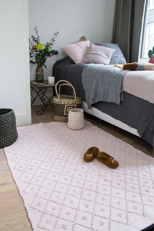 woven cotton Diamond rug powder pink large