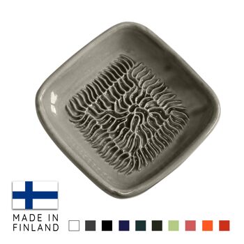 ANCKERAMIC Finland Original Grater - Râpe en céramique comme râpe à noix de muscade, râpe à ail, râpe à gingembre, fabriquée en Finlande (gris) ... 3