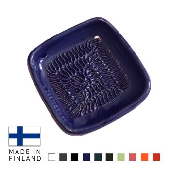 ANCKERAMIC Finland Original Grater - Râpe en céramique comme râpe à noix de muscade, râpe à ail, râpe à gingembre, fabriquée en Finlande (bleu) ... 3