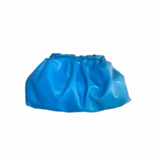 Bolso pouch de piel azul turquesa