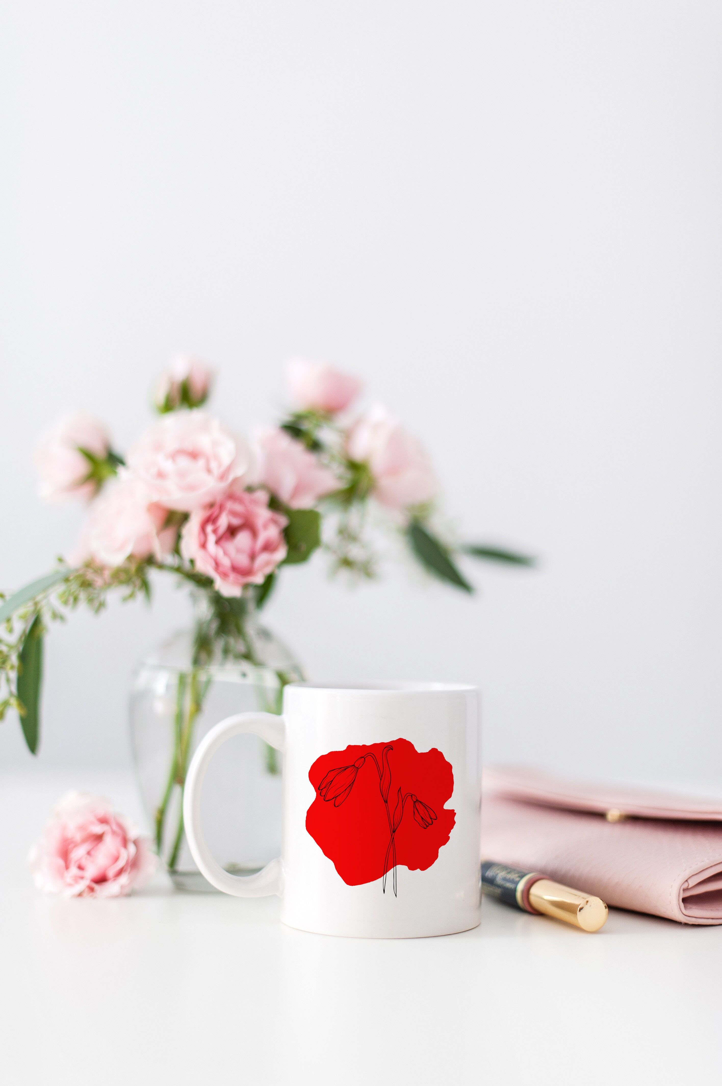 Tazza di fiori di nascita di gennaio