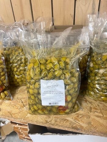Olives vertes à la Sicilienne (ail, persil, poivrons) VRAC 2