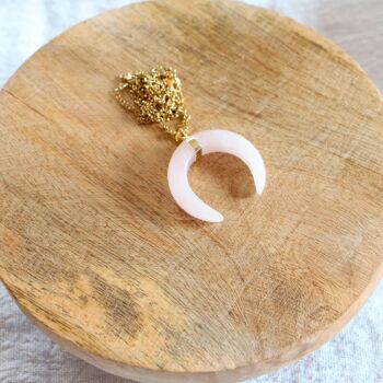 Collier Lune en Quartz Rose 3