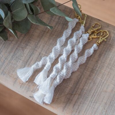 Llavero trenzado de macramé - Crema