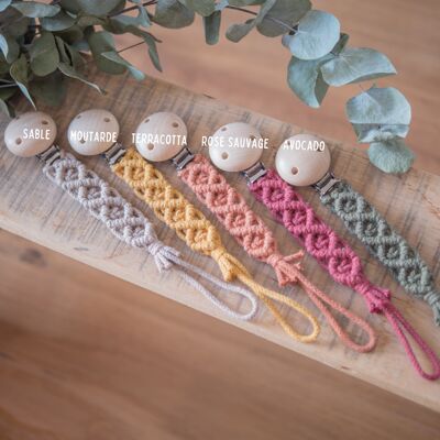 Large macrame pacifier clip | khaki