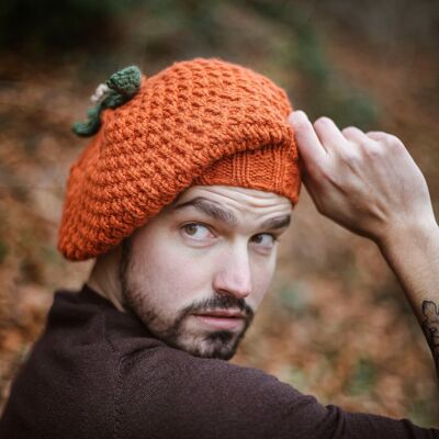 Orange Pumpkin beret hand knitted size M - Halloween