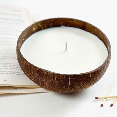 Coconut bowl candle Handmade in the UK- Rosewood & Coconut Cream Fragrance