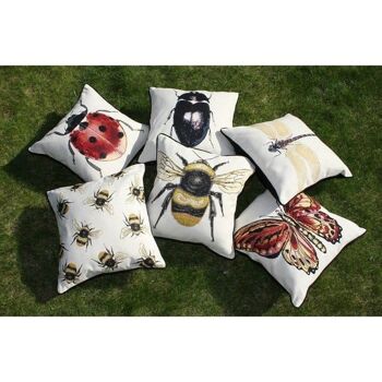 Coussin coccinelle Bug's Life 12