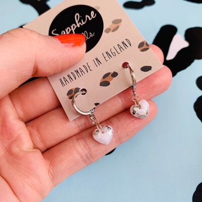 Pendientes Mini Corazón Translúcido Blanco Purpurina - Aro Color Plata 1cm