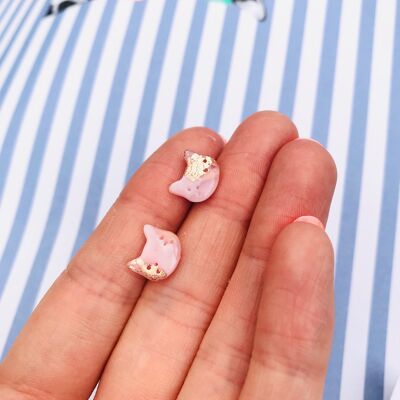 Mini orecchini a bottone con teste di gattino traslucido in oro rosa - Stud in acciaio chirurgico