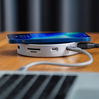 Moovygo hub USB-C 12 en 1 et chargeur sans fil 4