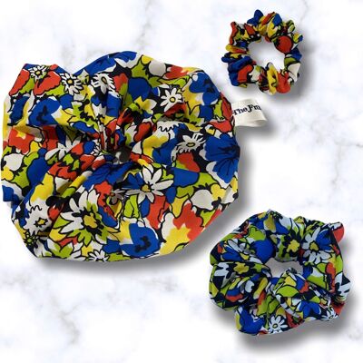 Scrunchie midi floral de colores primarios