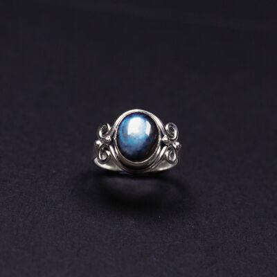 Sterling silver labradorite adjustable ring