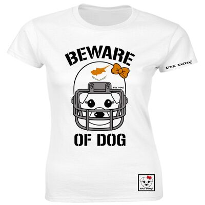 Mi Dog, mujer, cuidado con el perro, casco de fútbol americano, bandera de Chipre, camiseta ajustada, blanco