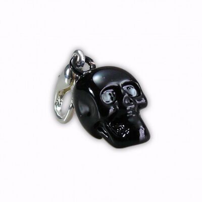 Black skull charm